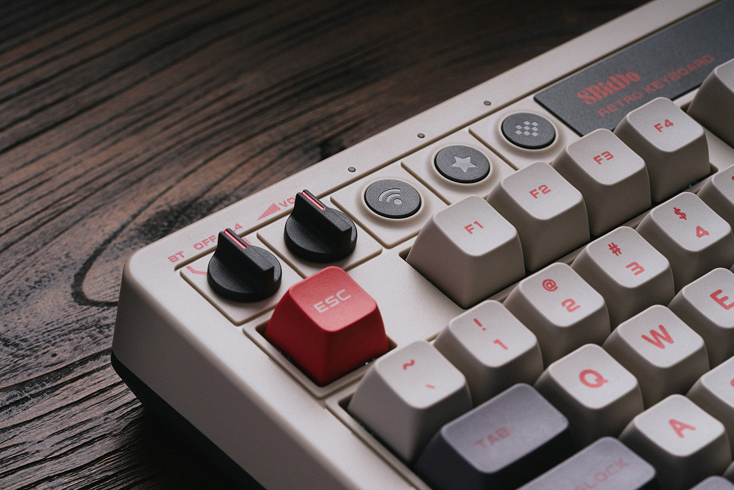 Klawiatura mechaniczna 8Bitdo  – Retro Gaming Windows recenzja i cena